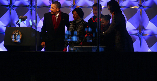 Obamas Light Up 2011 National Christmas Tree | News Blog